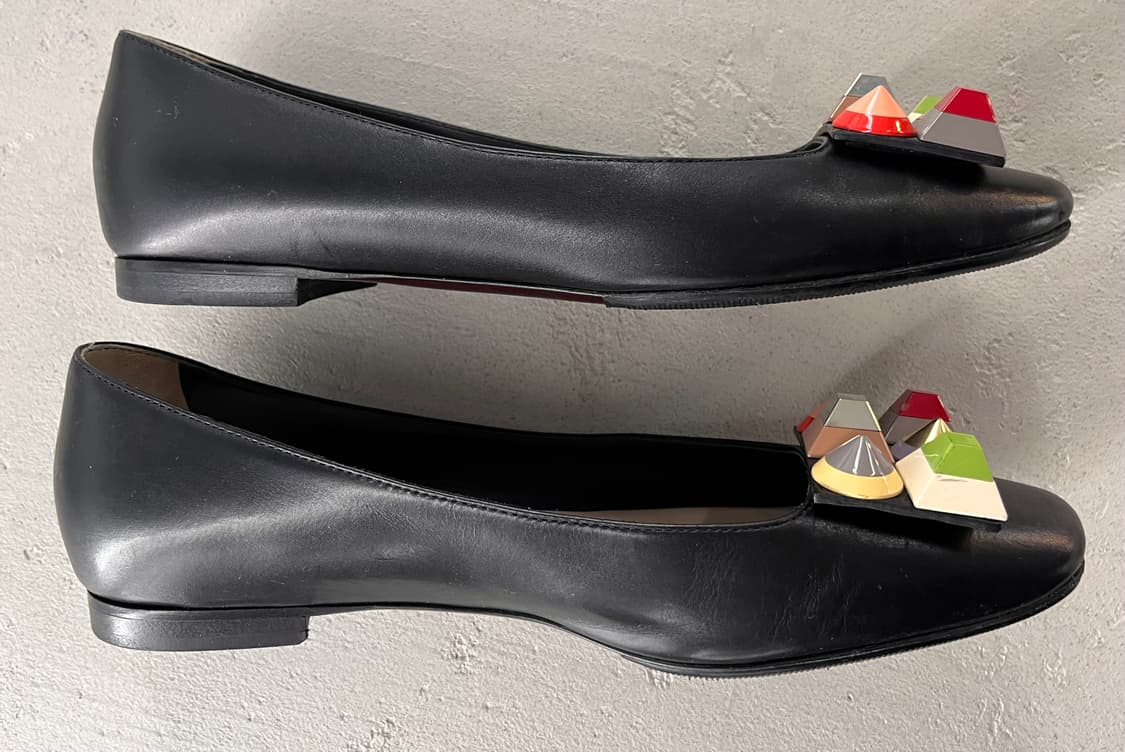 펜디 블랙 큐빅 플랫 슈즈 37 상품이미지6