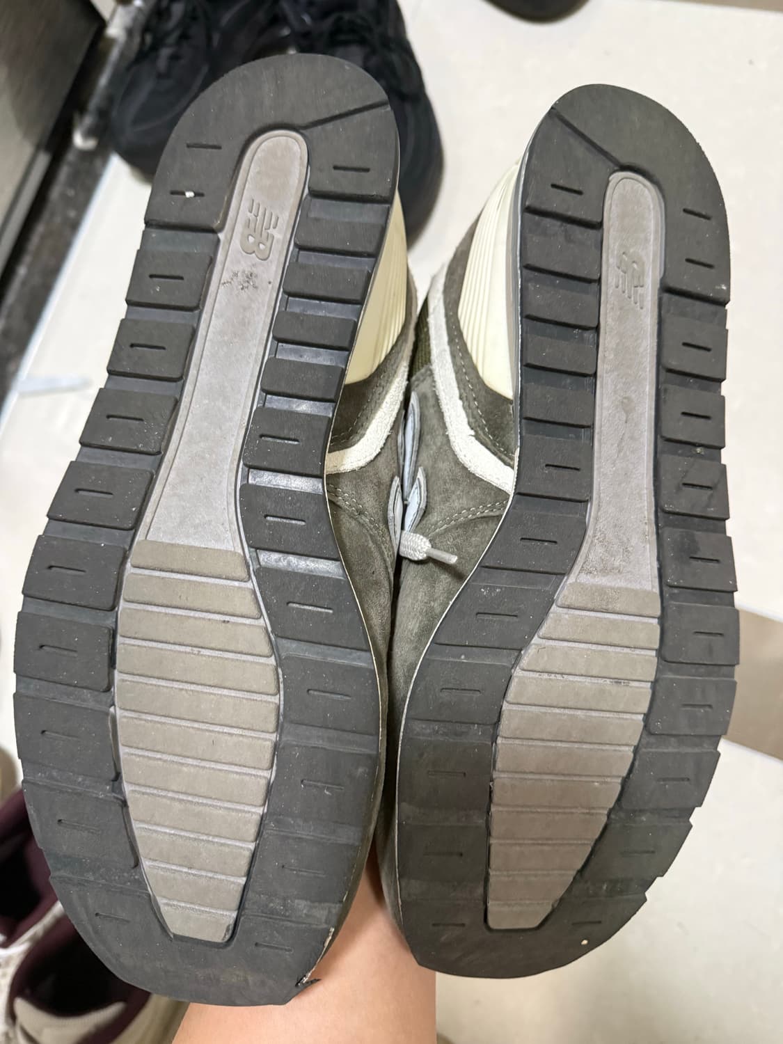 뉴발란스 996 다크그린 285 상품이미지4