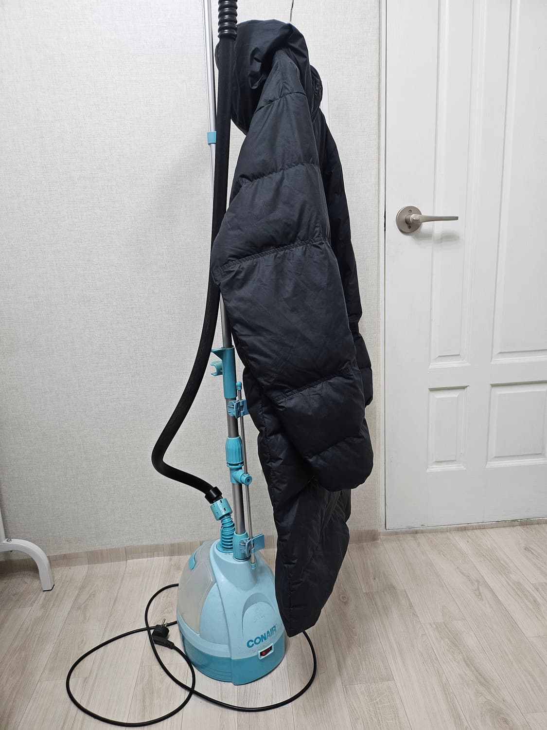 (105)XL ☆초대장급☆ 나이키 윈드러너 쉴드파카 [블랙] 덕다운롱패딩 상품이미지5