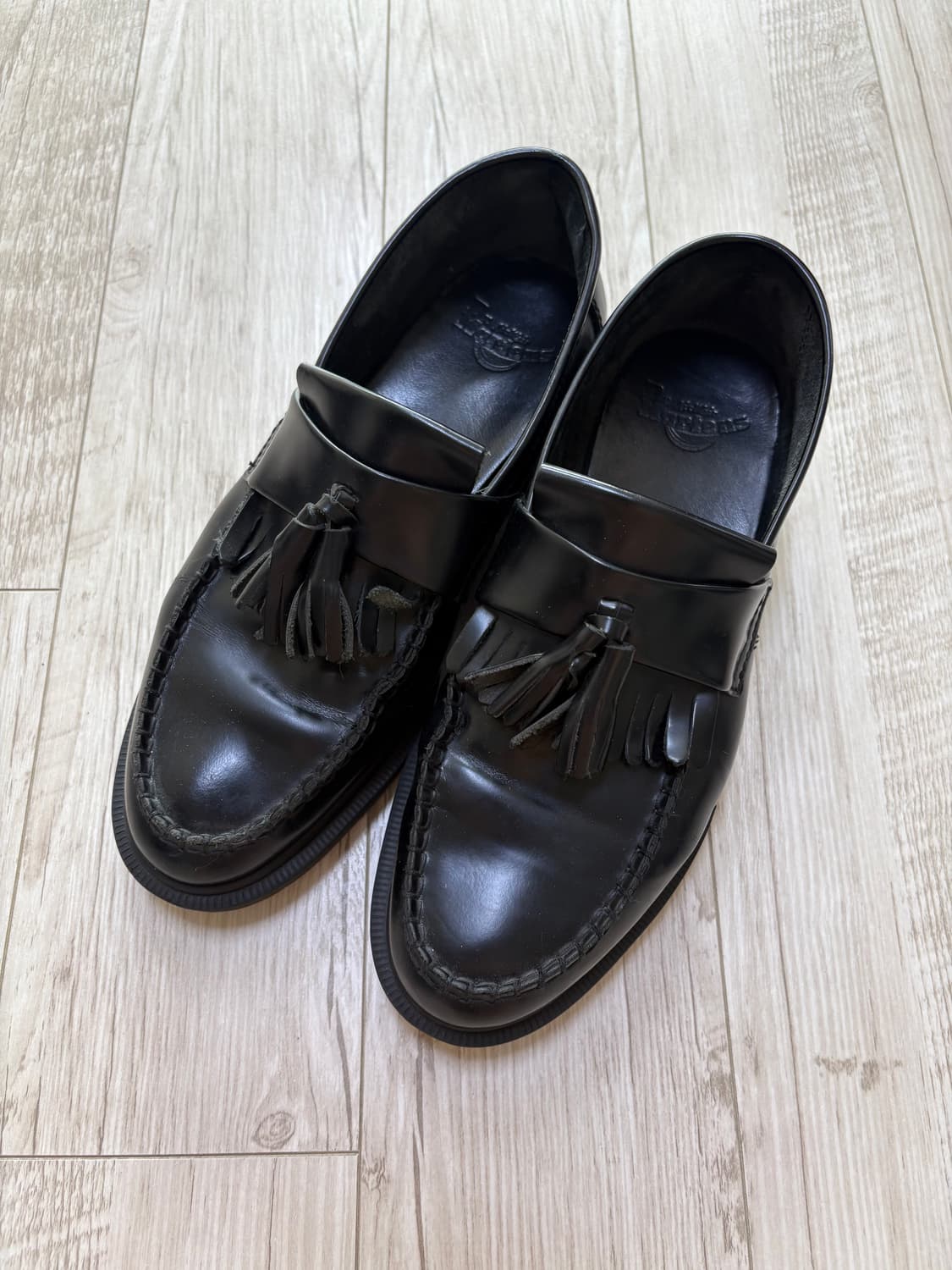 닥터마틴 아드리안 블랙 270 상품이미지1