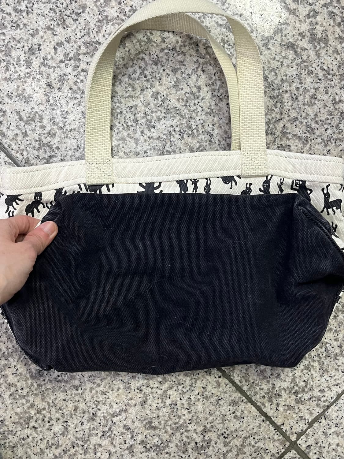 네넷 개미패턴 캔버스 토트백 🐜 상품이미지5