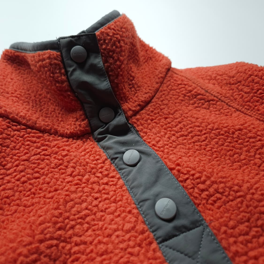 칼하트 릴렉스드 풀오버 버튼 쉐르파 자켓  (XS) 상품이미지4