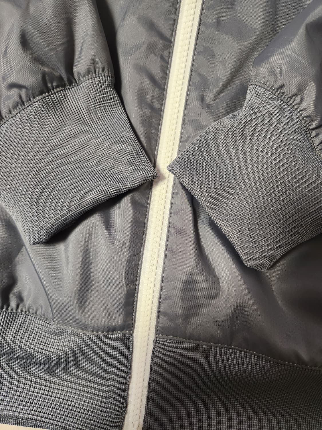 새상품급)나이키 우븐 윈드러너 후드 바람막이 재킷 DA0002-084 사 상품이미지9