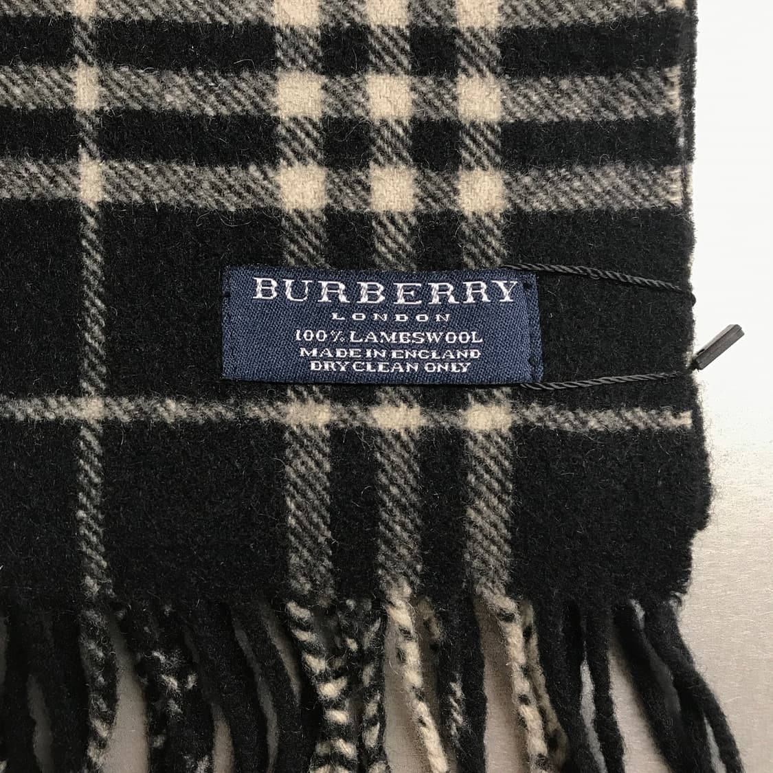 버버리 정품 램스울 머플러 블랙 상품이미지4