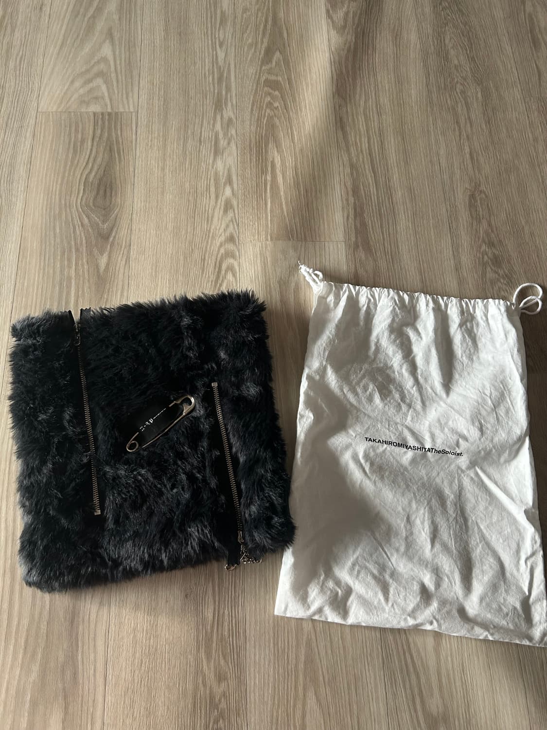 솔로이스트 21aw 퍼 더블집 넥워머 상품이미지1