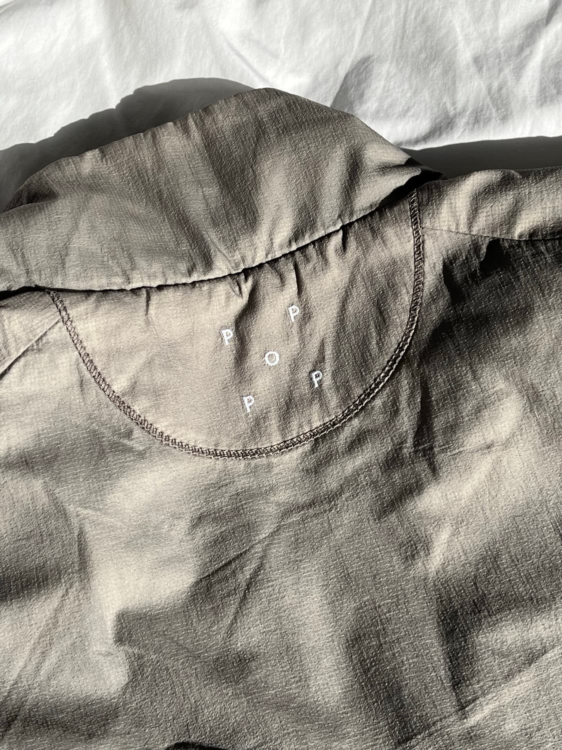 팝트레이딩컴퍼니 리버시블 베스트 그린&실버 L 상품이미지4