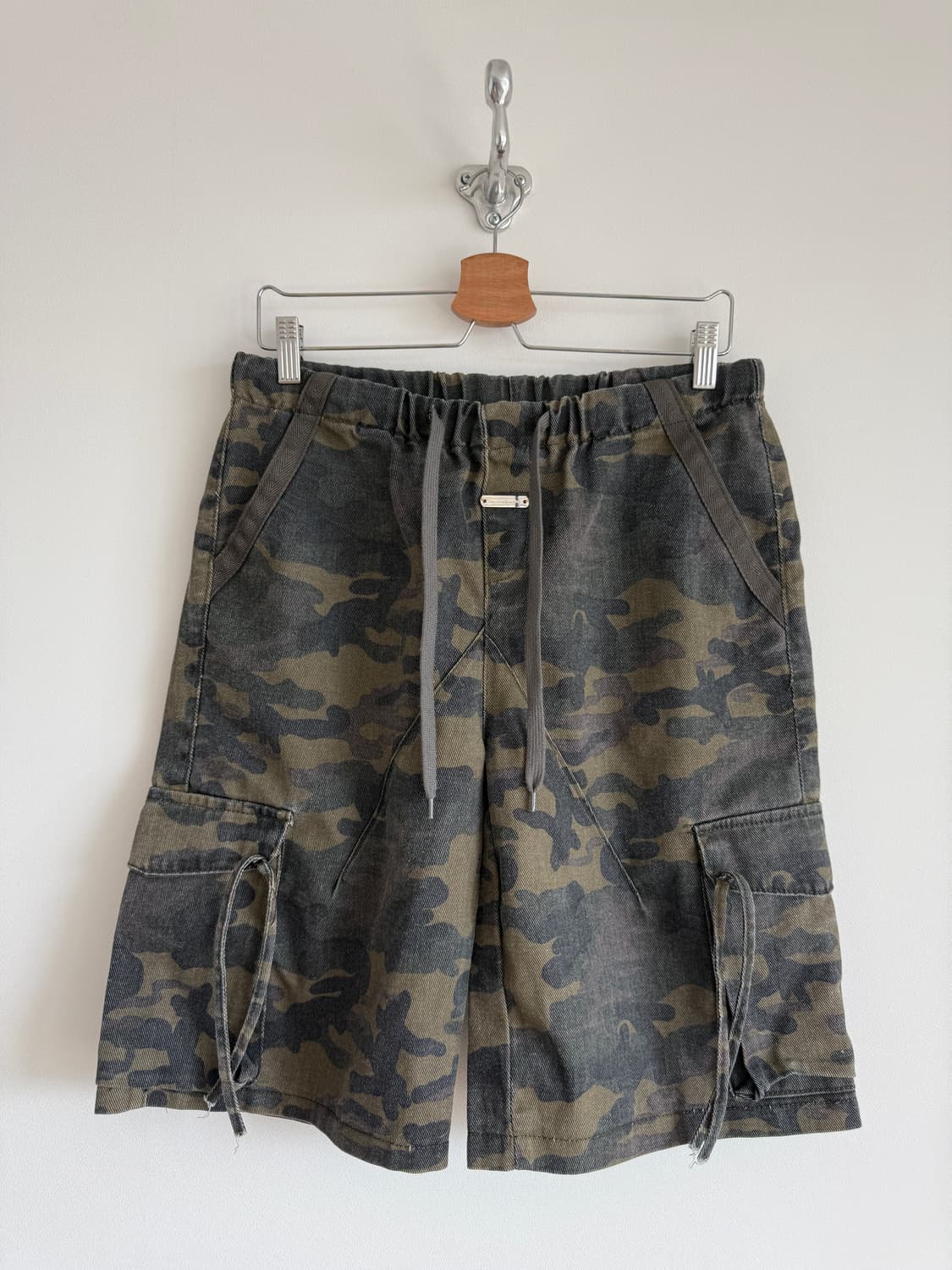 Pre owned 카모 반바지 상품이미지2
