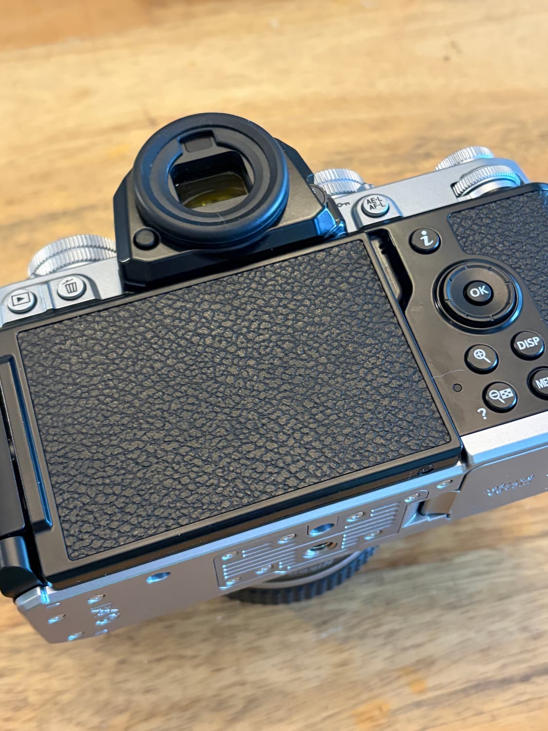 니콘 Zf 40mm 렌즈킷 풀박스 상품이미지5