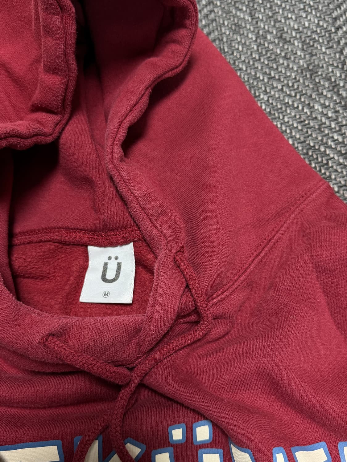 이스트쿤스트 돈 크라이 후드티 버건디 상품이미지5