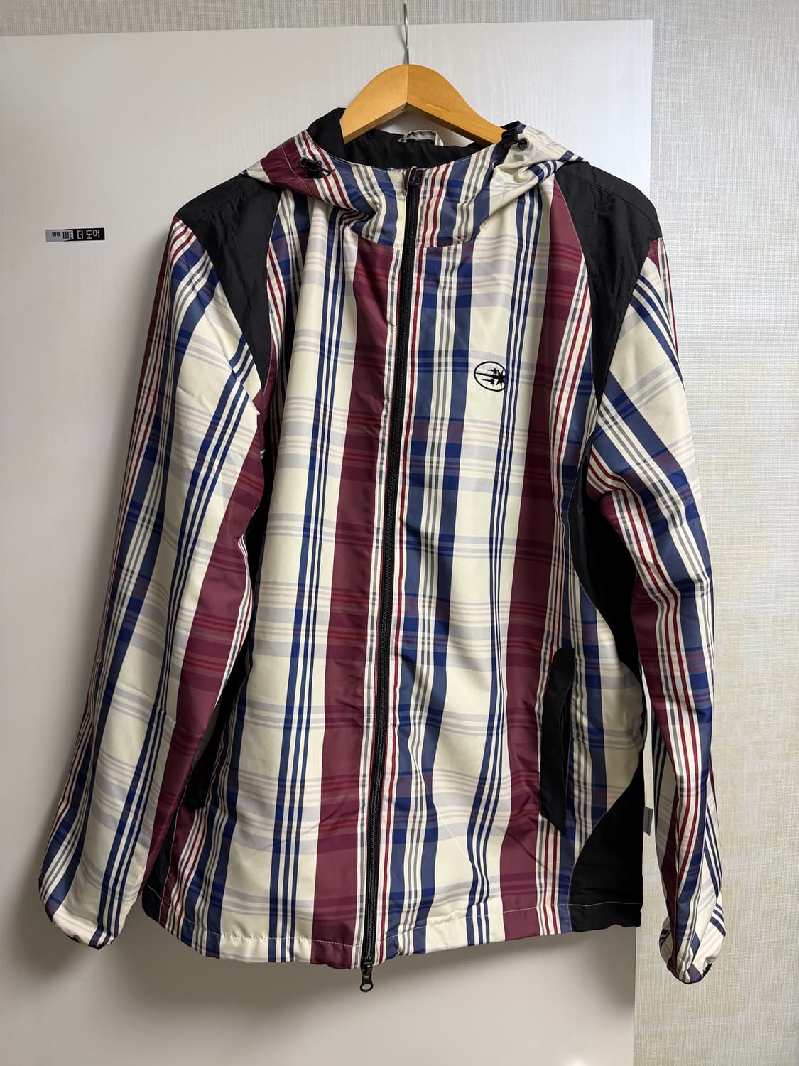 나이스고스트클럽 바람막이 상품이미지1