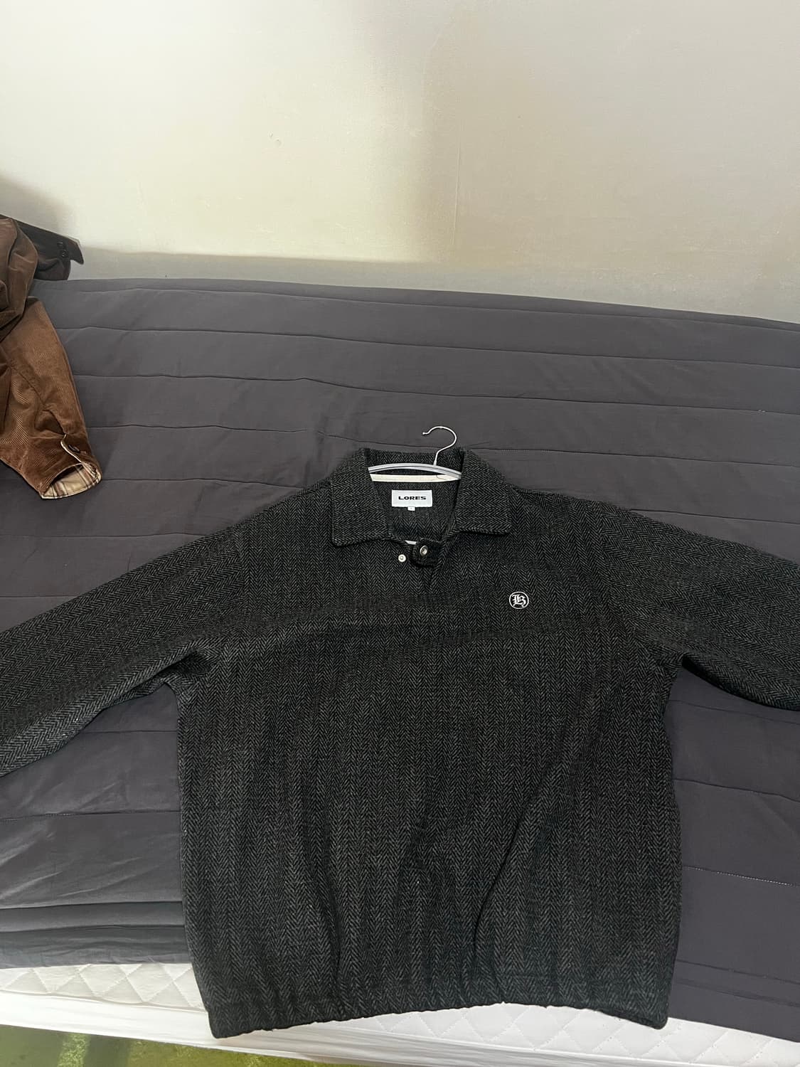 로어즈 헤링본 카라 풀오버 상품이미지1