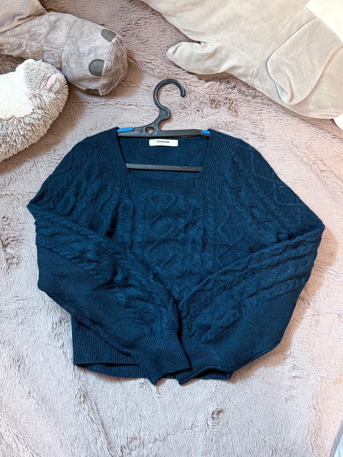 8 세컨즈 크롭니트 상품이미지2