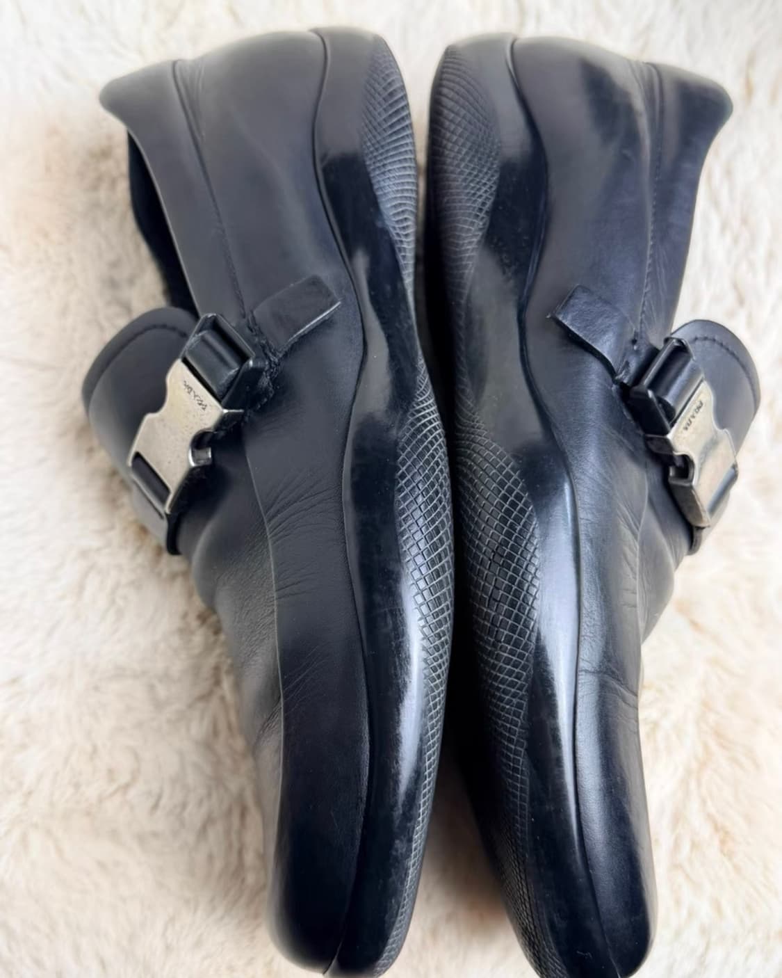 프라다 스포츠 메탈 버클 로퍼 스니커즈 6 상품이미지6