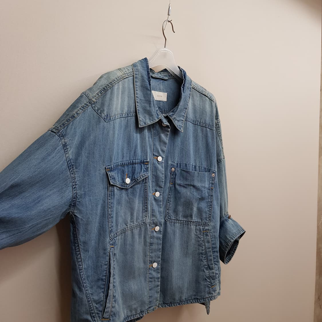 한섬 시스템 2021 오버핏 워시드 데님 셔츠 자켓 82-94-160 상품이미지7