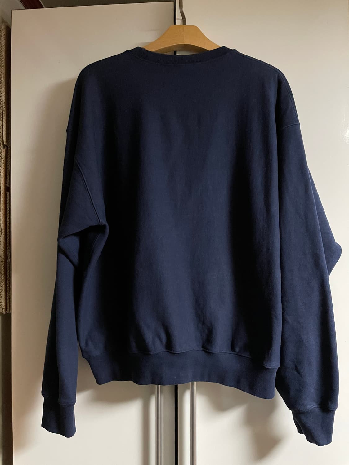 아웃스탠딩 골드코스트 스웻셔츠 상품이미지2