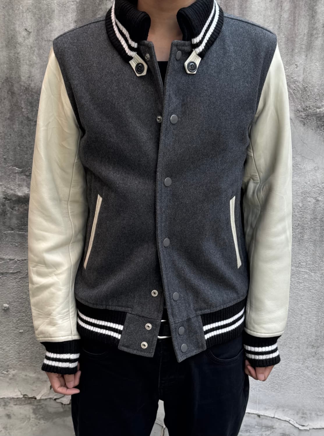 빔즈 레더 바시티 자켓 상품이미지3