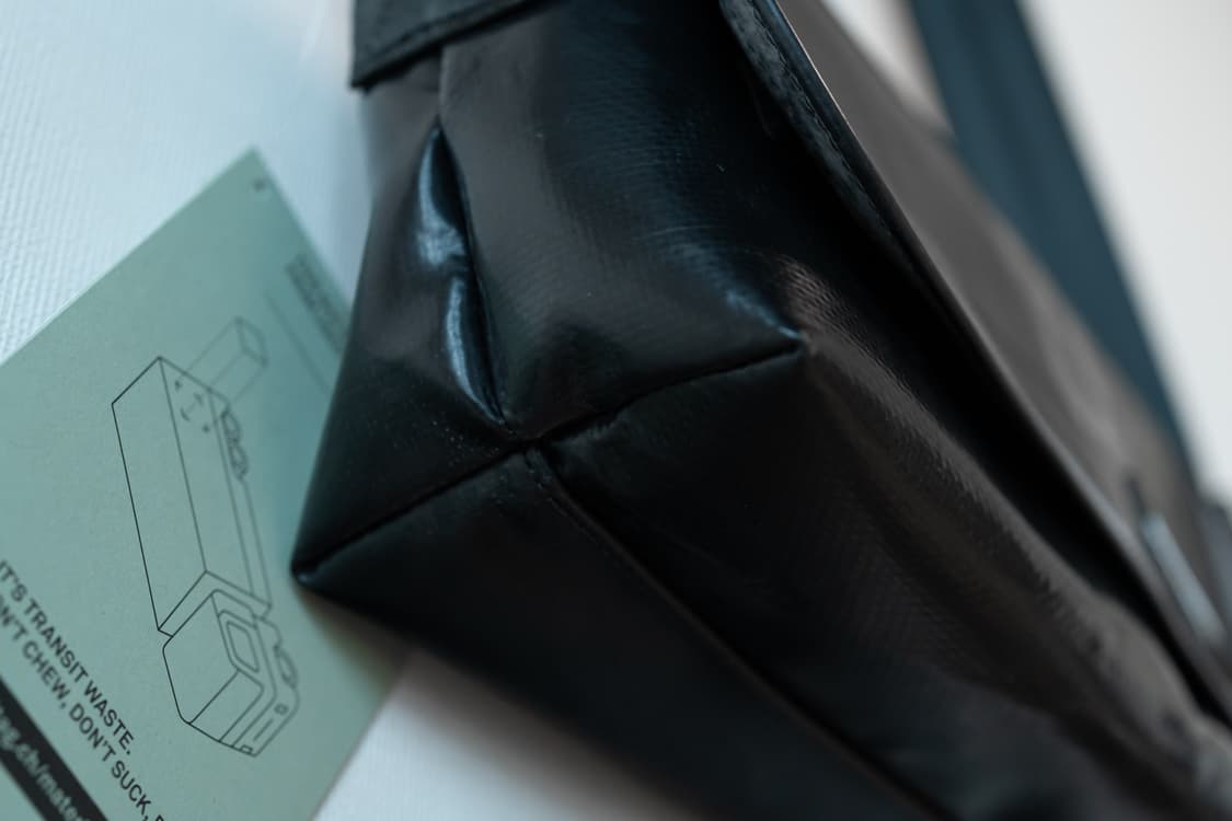 프라이탁 F41 하와이파이브오 하파오 올블랙 크로스백 상품이미지5