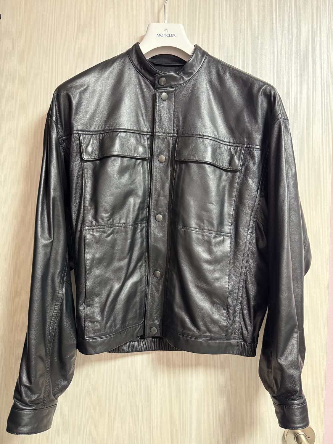 르메르 25SS 레더블루종 상품이미지1