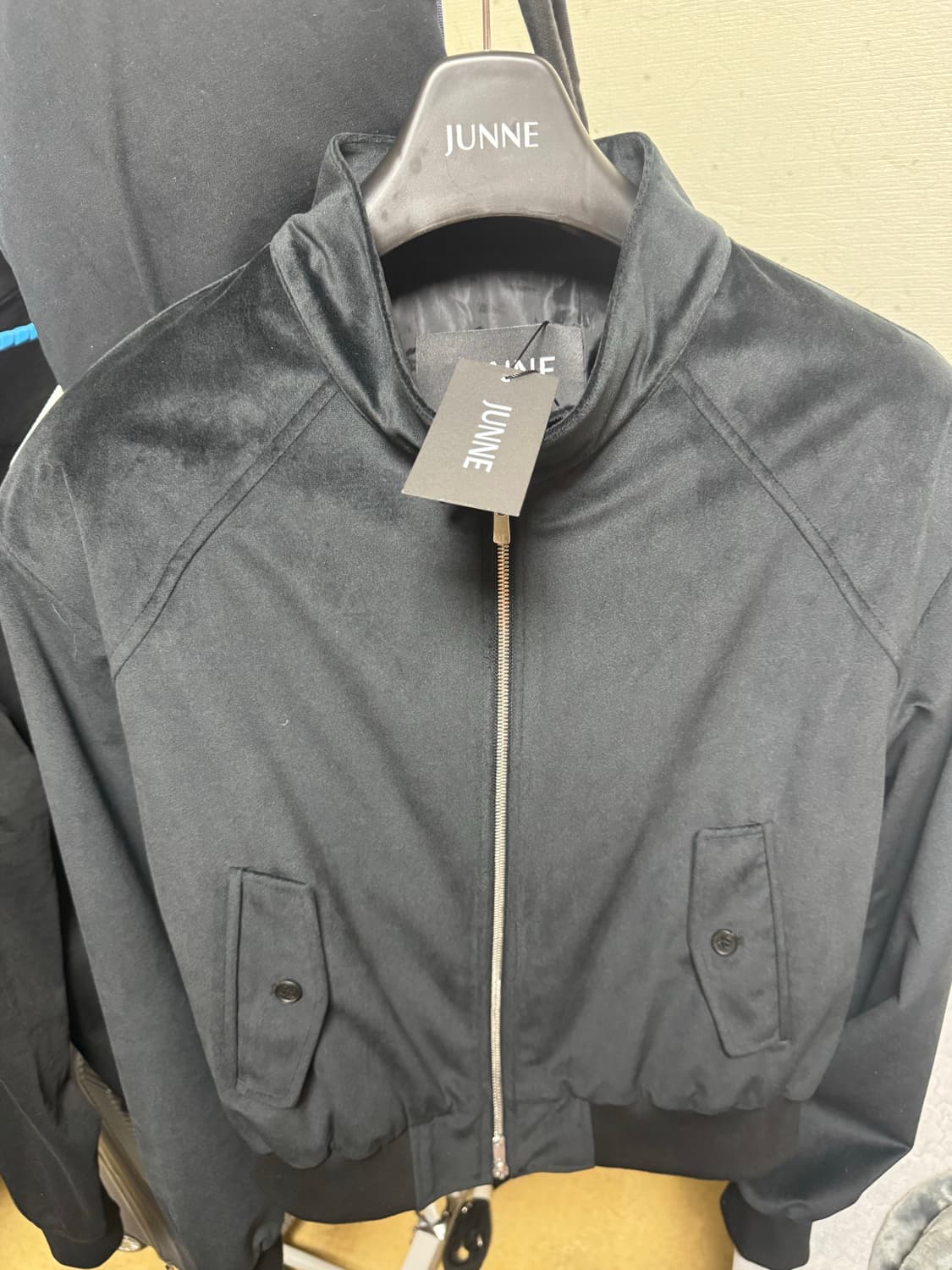 준느 벨벳 바라쿠타 j38 m 상품이미지1