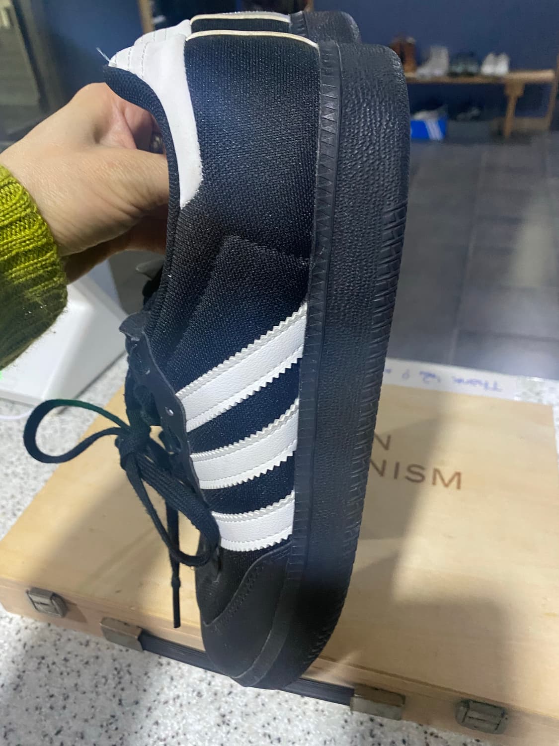 아디다스 벨로삼바 블랙 255 상품이미지5