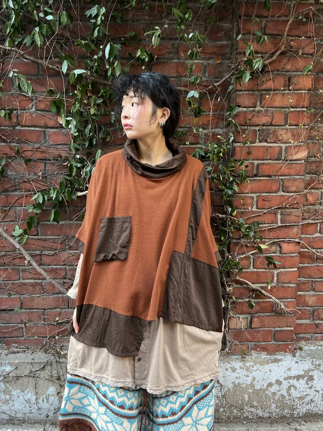 빈티지무드 패치 케이프 탑 상품이미지2