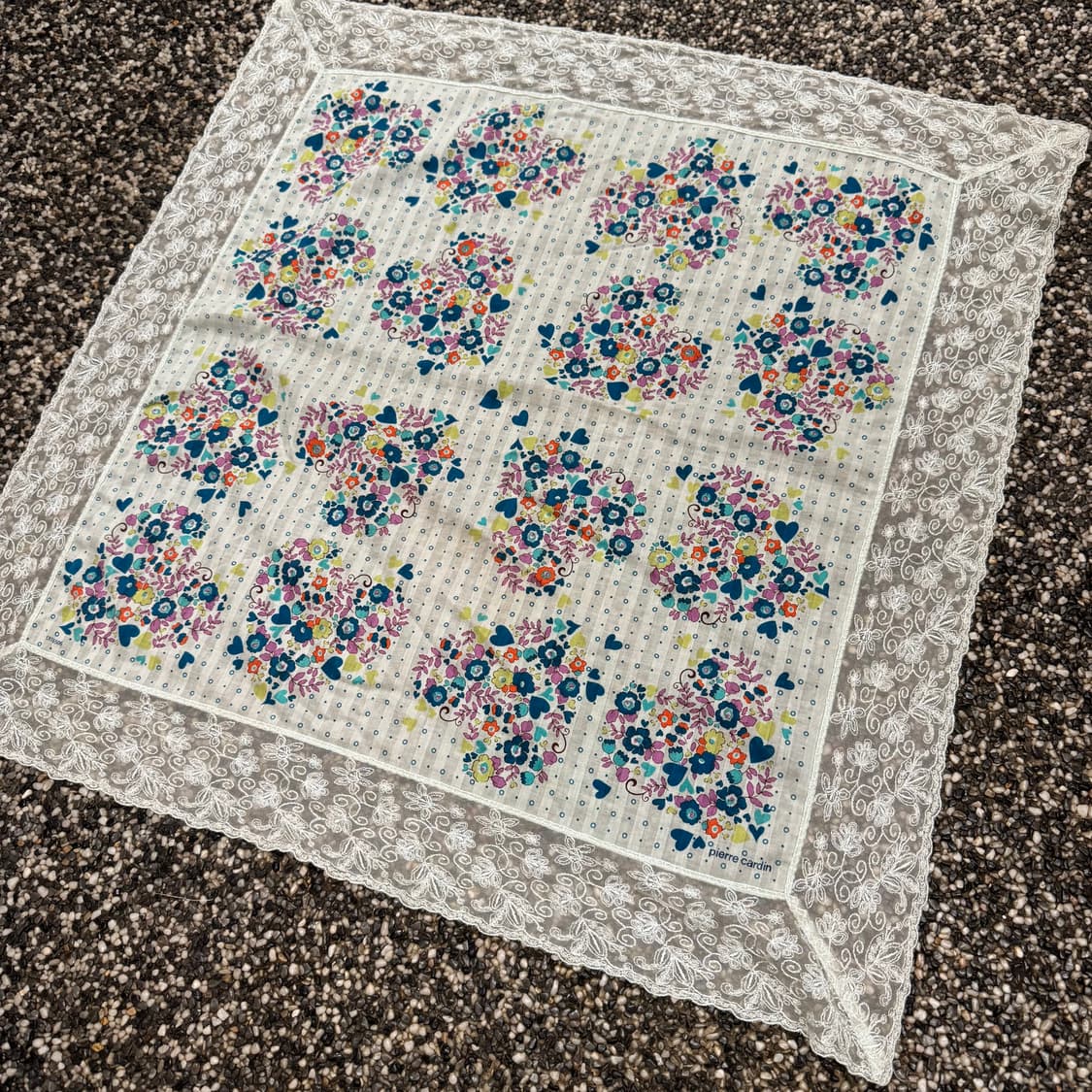 빈티지 레이스 트림 플로럴 스카프 반다나 (73x68cm)  상품이미지2
