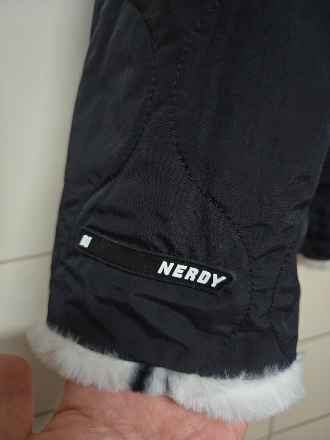 널디 리버시블 에코퍼 누빔패딩 후드자켓 상품이미지8