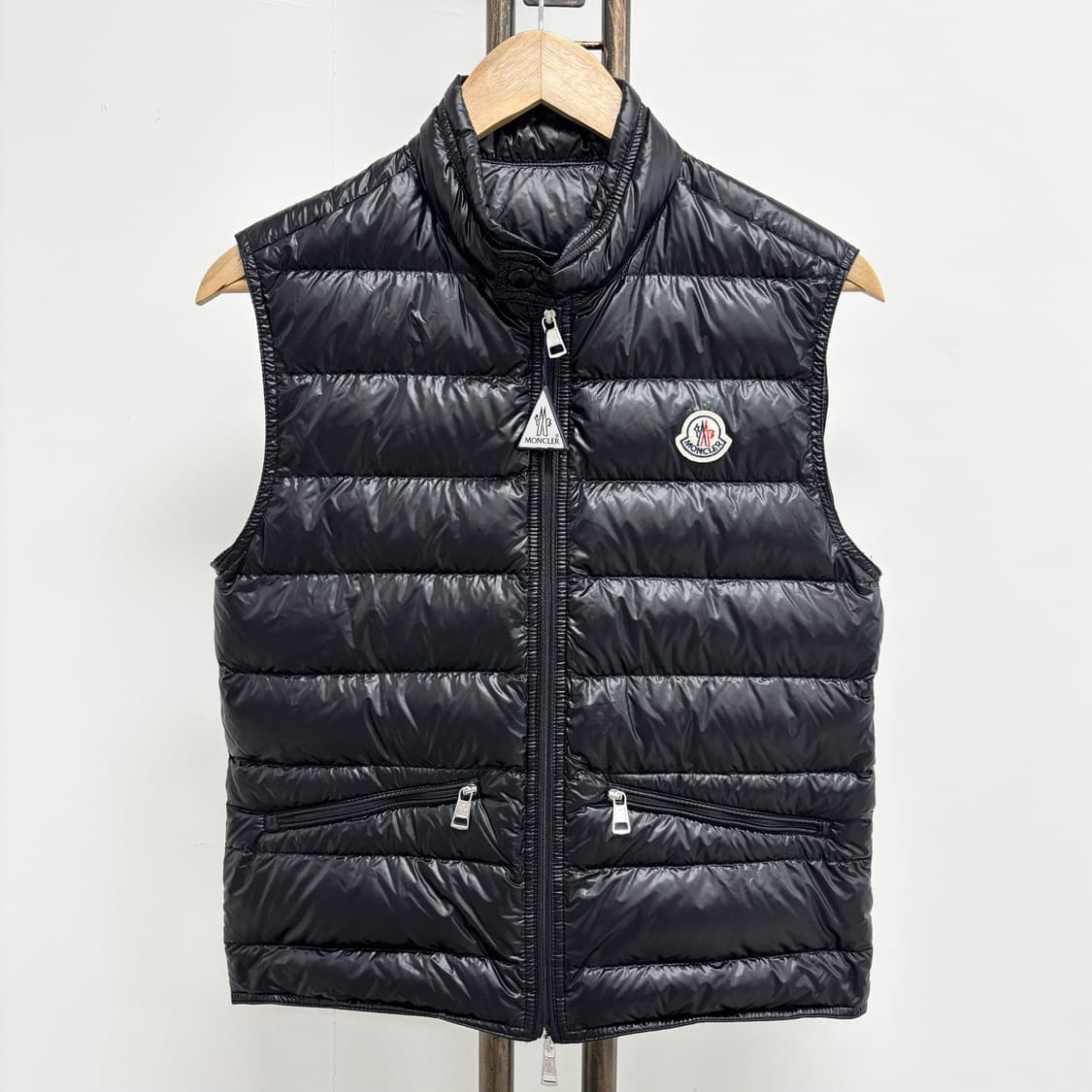 [0]몽클레어 GUI 조끼패딩 상품이미지1