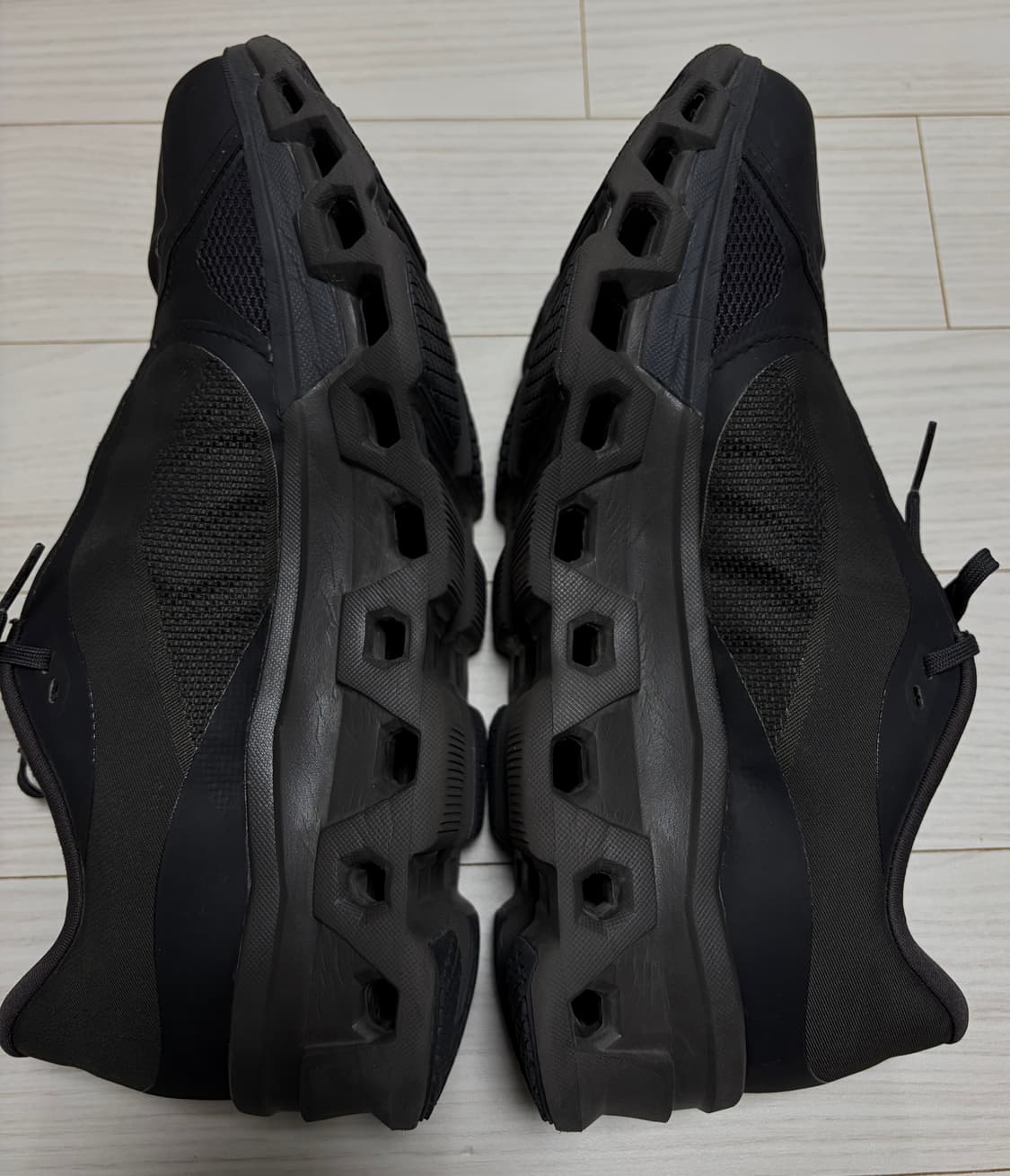 파프 온 클라우드몬스터 2 브라운  상품이미지2