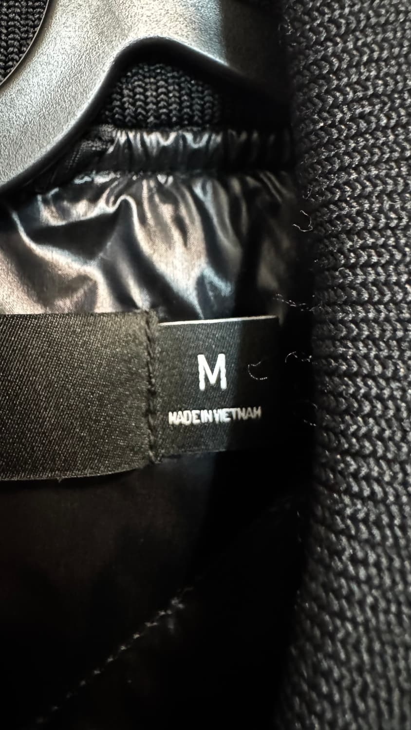 [M, 새상품] 유니클로 +J 질샌더 MA-1 블랙 판매 상품이미지3