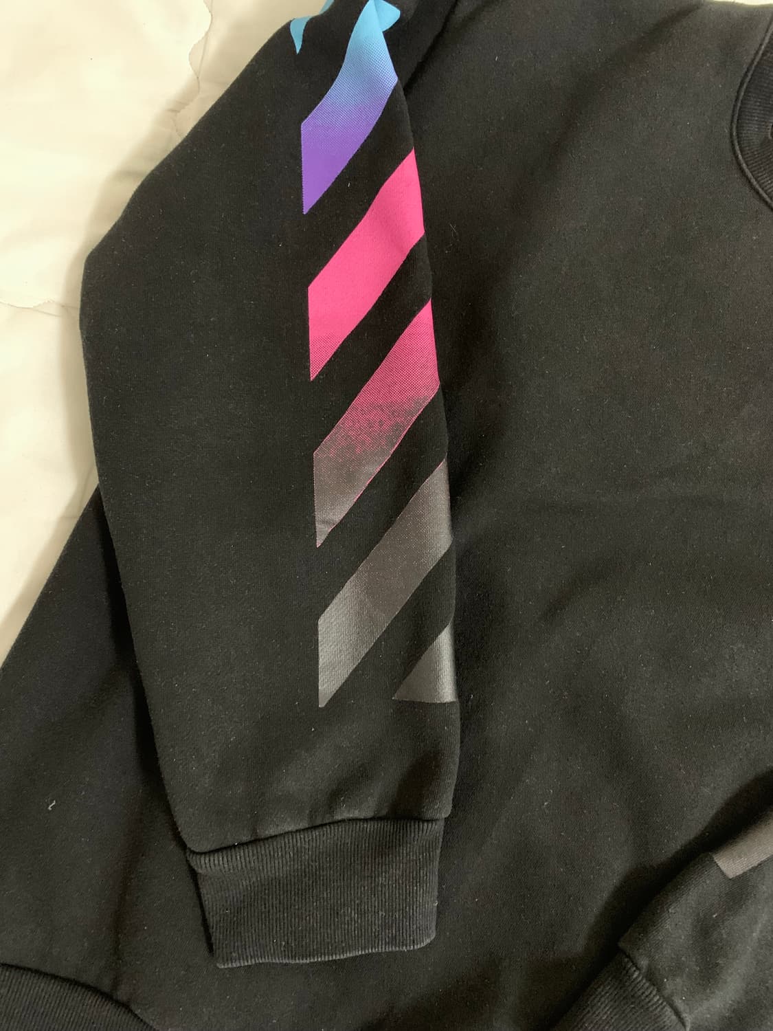 오프화이트 2019 맨투맨 상품이미지2