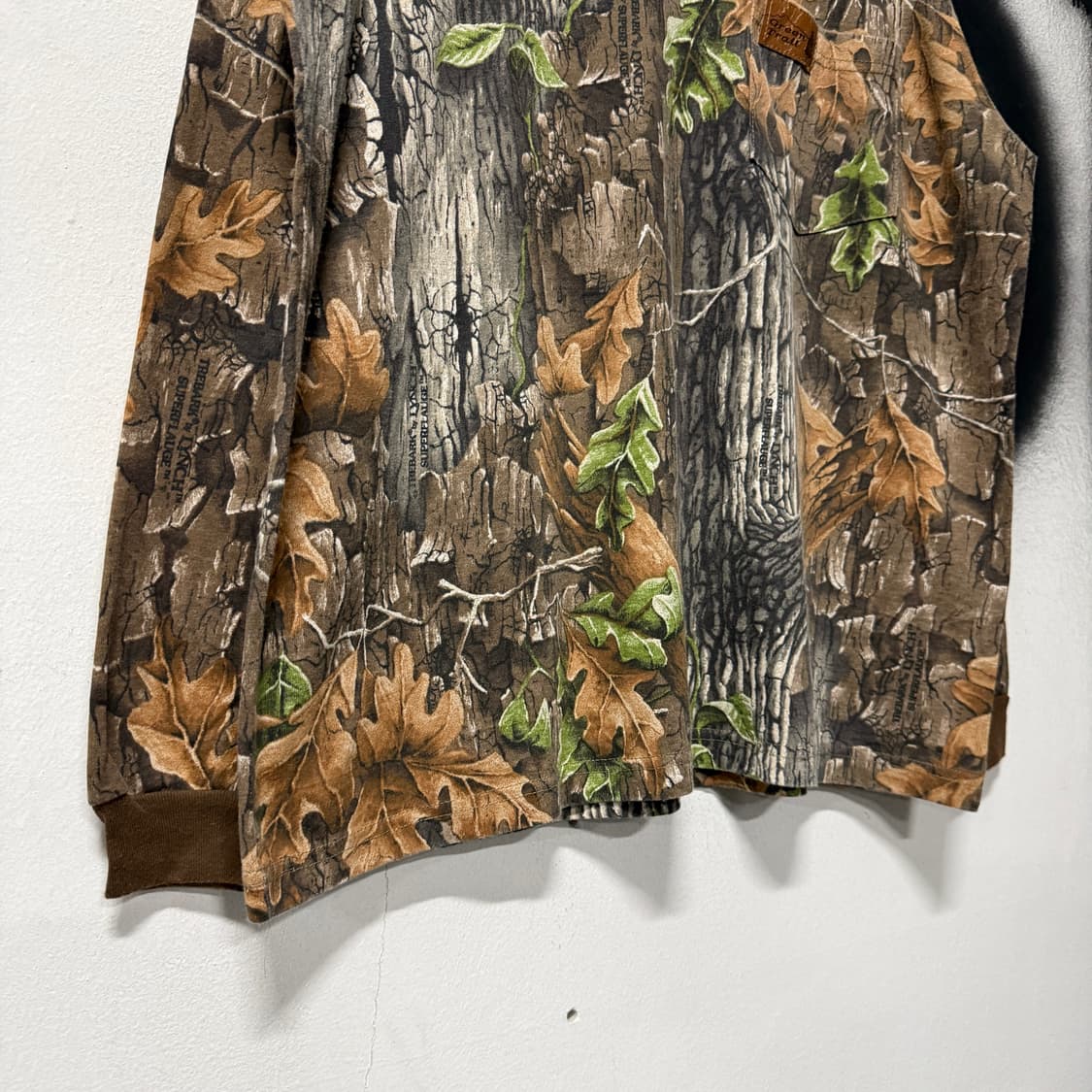 VTG 빈티지 리얼트리 가죽 패치 디테일 원포켓 롱슬리브 티셔츠 상품이미지5