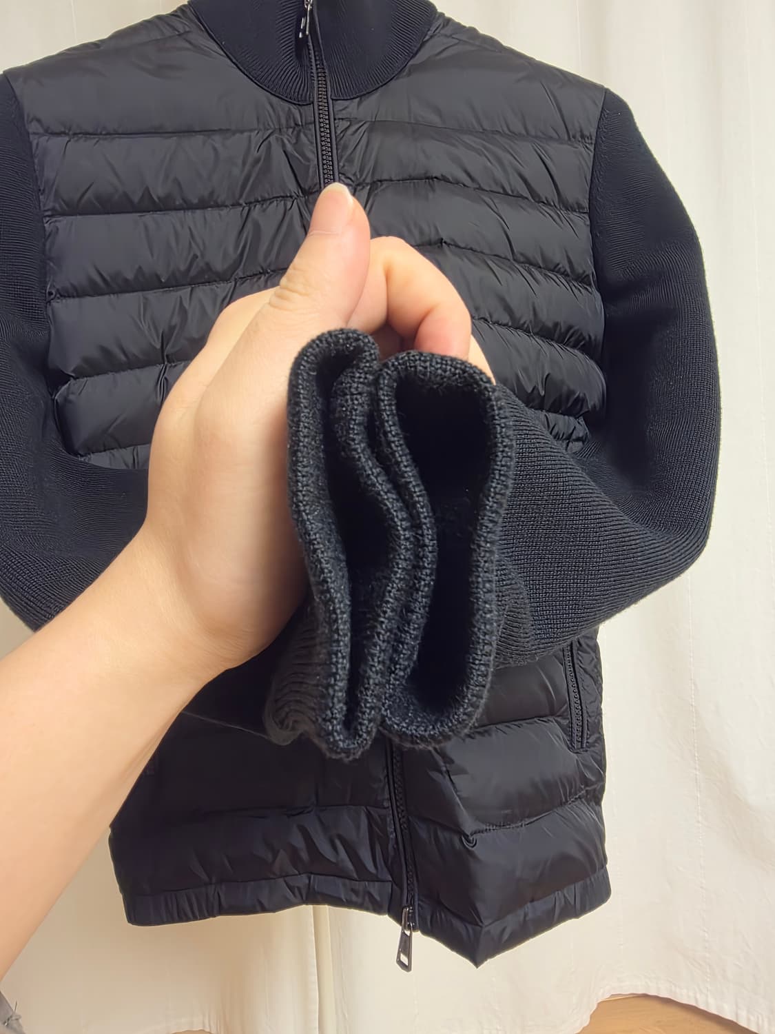 [새상품급] 몽클레어 니트 패딩 김현우 트리콧 S사이즈 상품이미지4