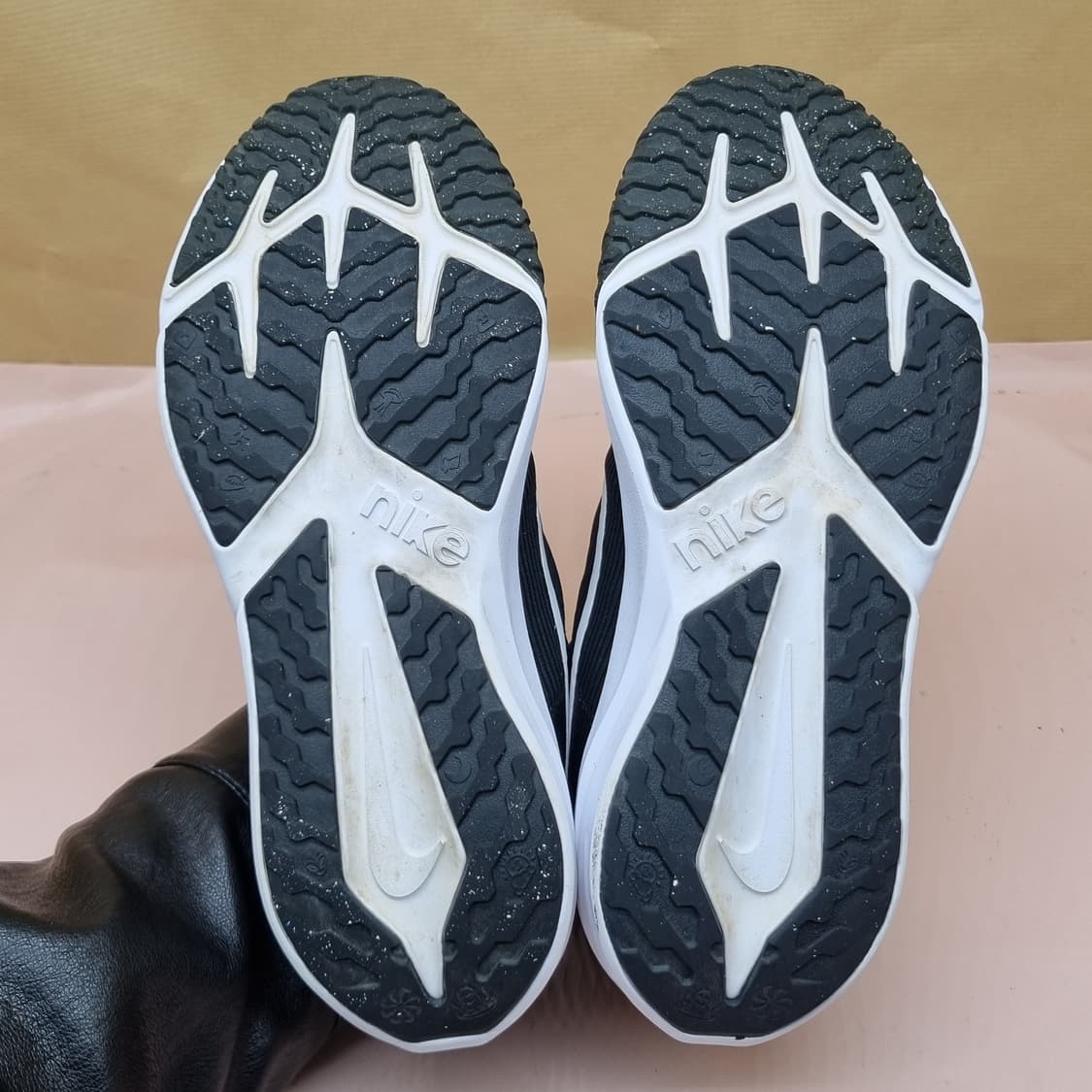 나이키 스타러너4 여성운동화240  상품이미지3