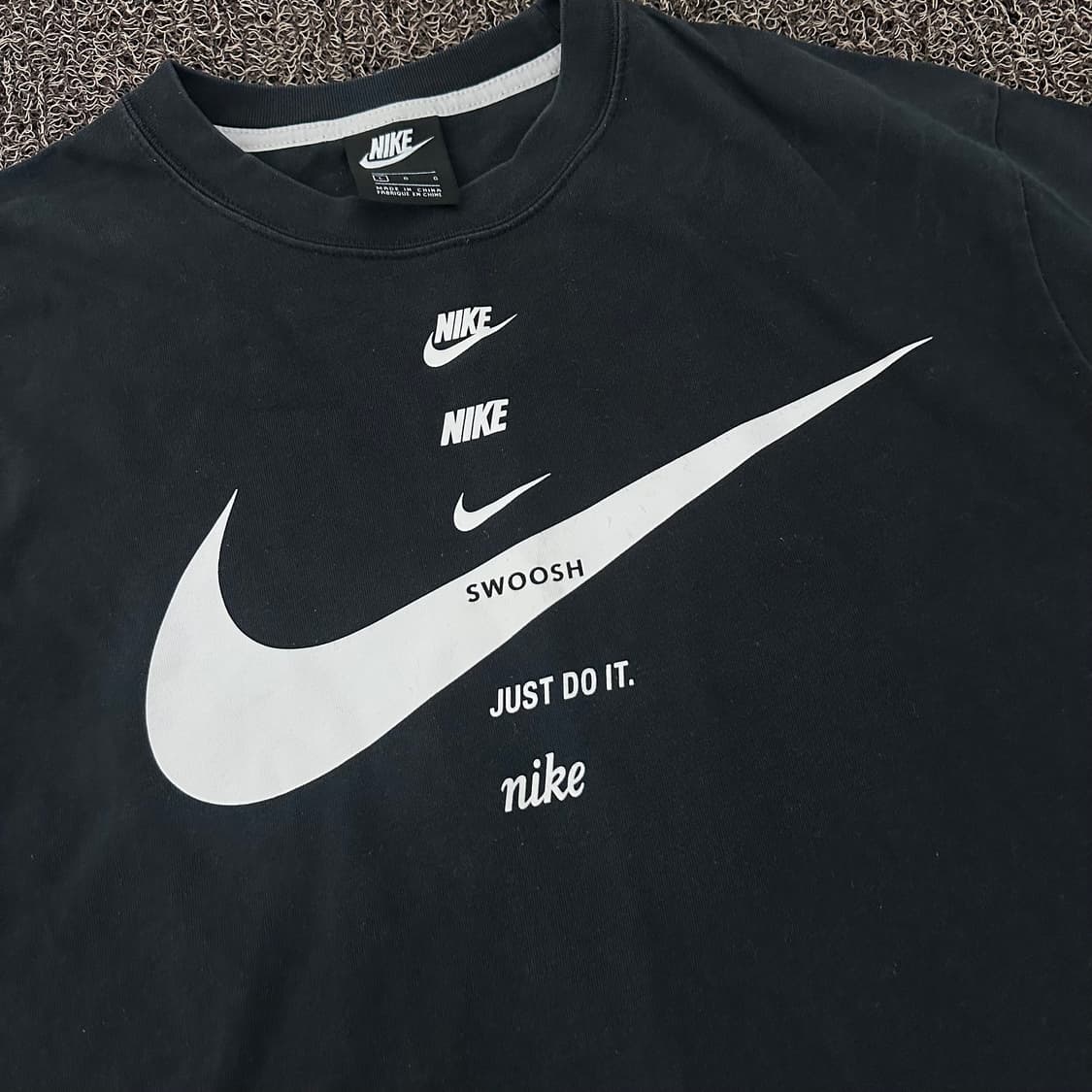NIKE 나이키 여성 반팔티셔츠 블랙 90(L) 상품이미지2