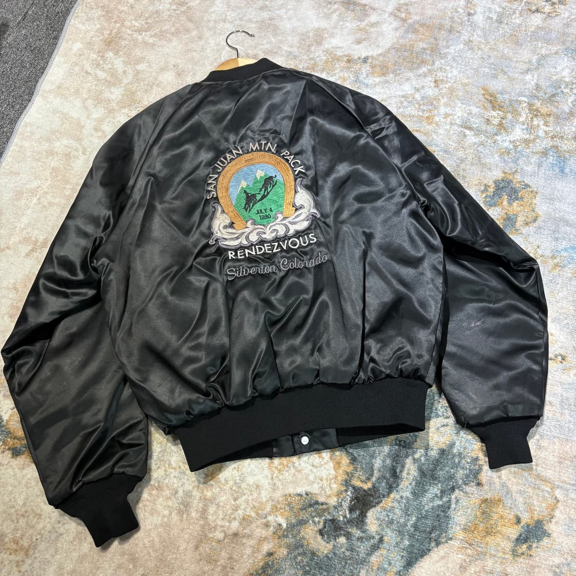 king Louie USA빈티지 자수 바시티봄버자켓 상품이미지1