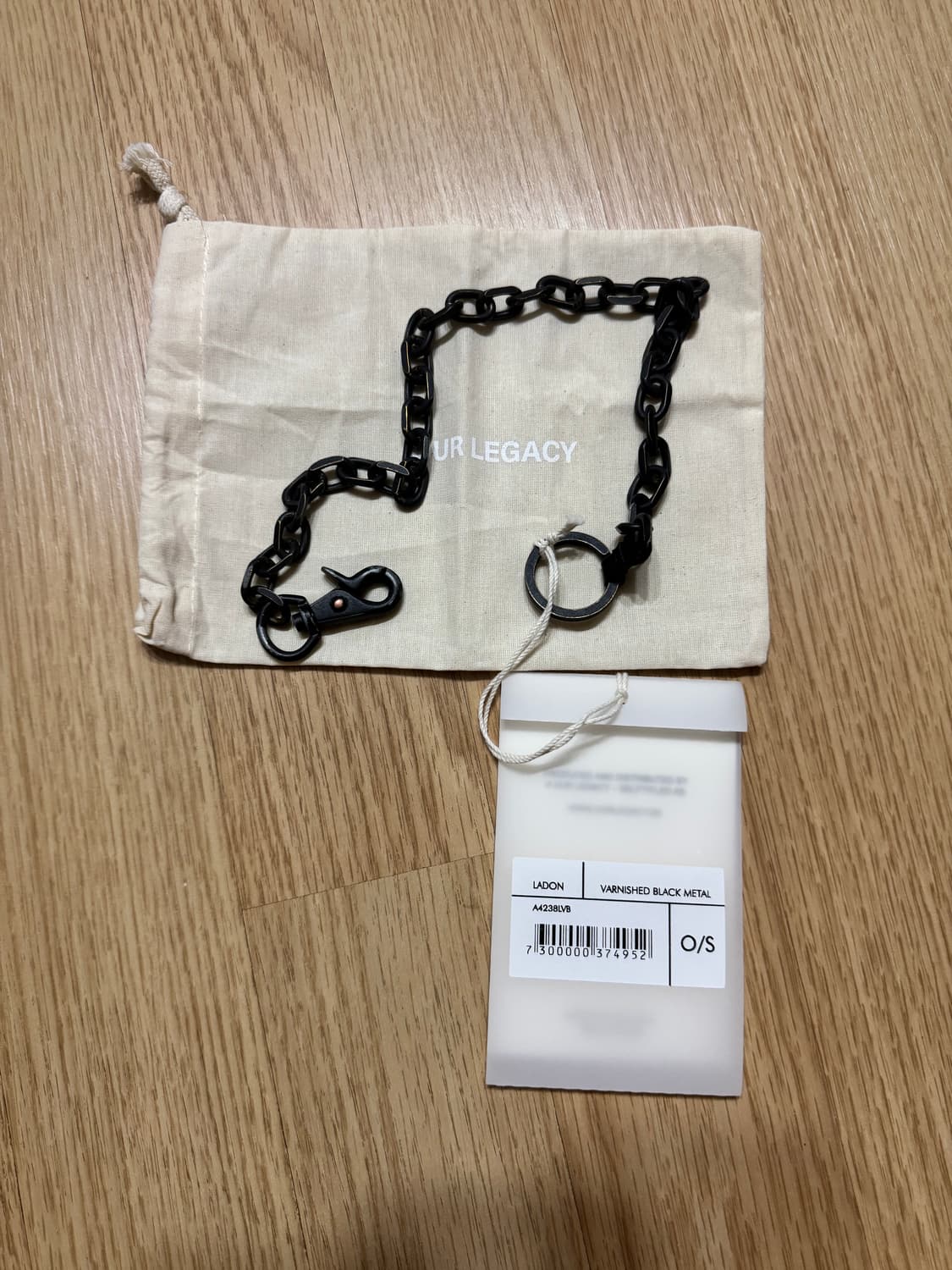 아워레가시 라돈 키체인 바니시드 블랙 메탈 상품이미지1