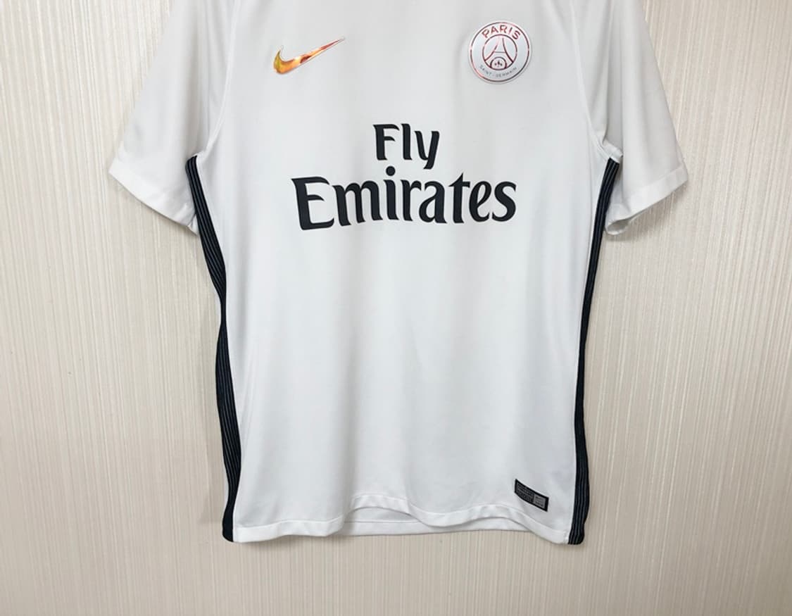 나이키 16-17 파리생제르맹 PSG 써드유니폼/져지 M(100) 상품이미지3