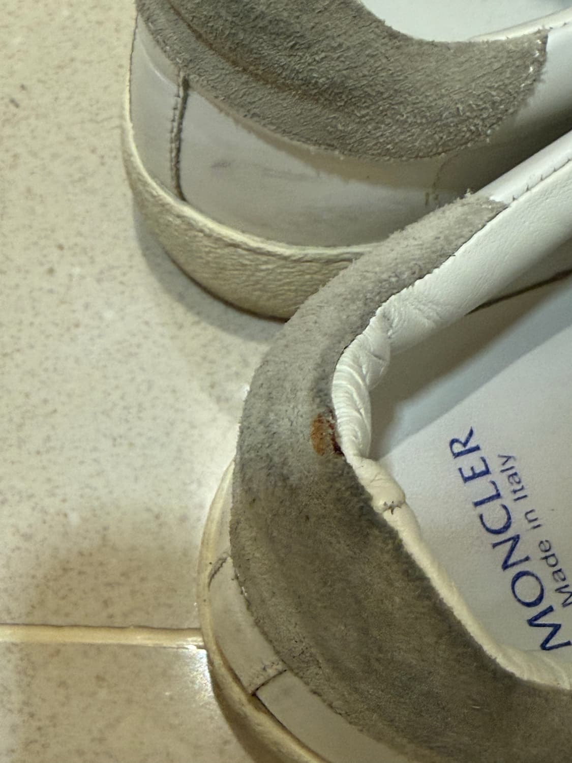 몽클레어 퍼 스니커즈 240 운동화 털신발 패딩 신발 꼼데가르송 골든구스 상품이미지8