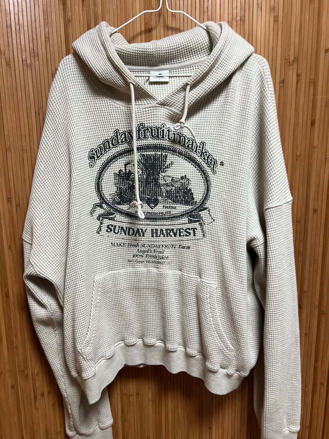 선데이 후르츠 마켓 후드티 상품이미지1