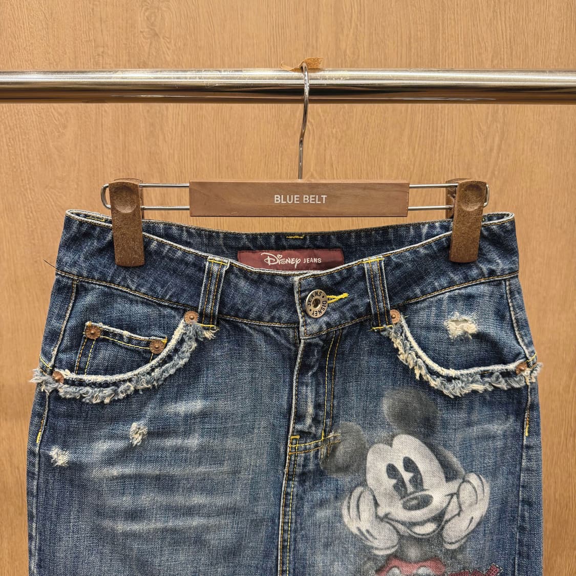 디즈니 진스 데님 미니 스커트 미키 프린팅 밑단 프린지 디테일 중청 상품이미지4