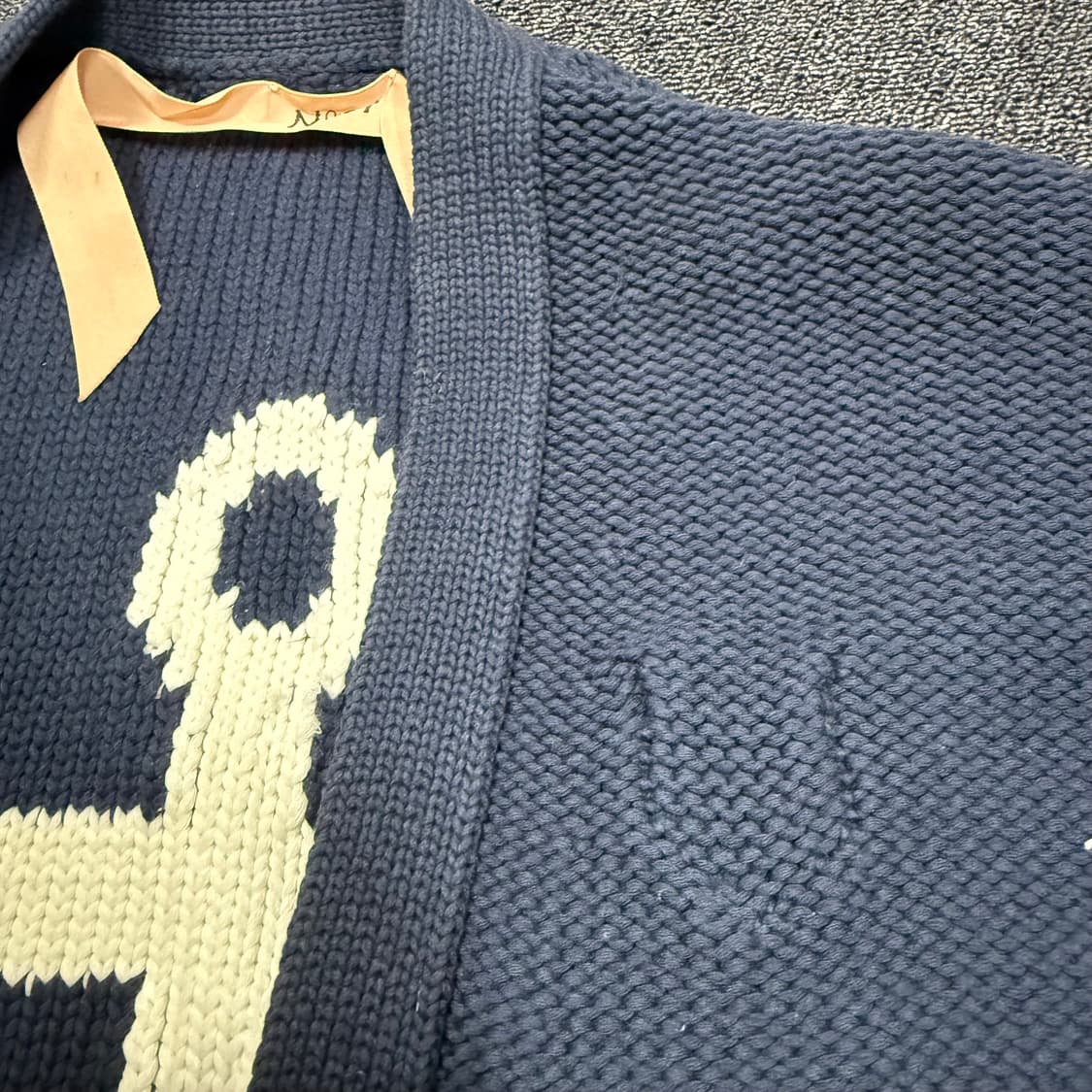 N21 앵커 모티프 니트 가디건  상품이미지7