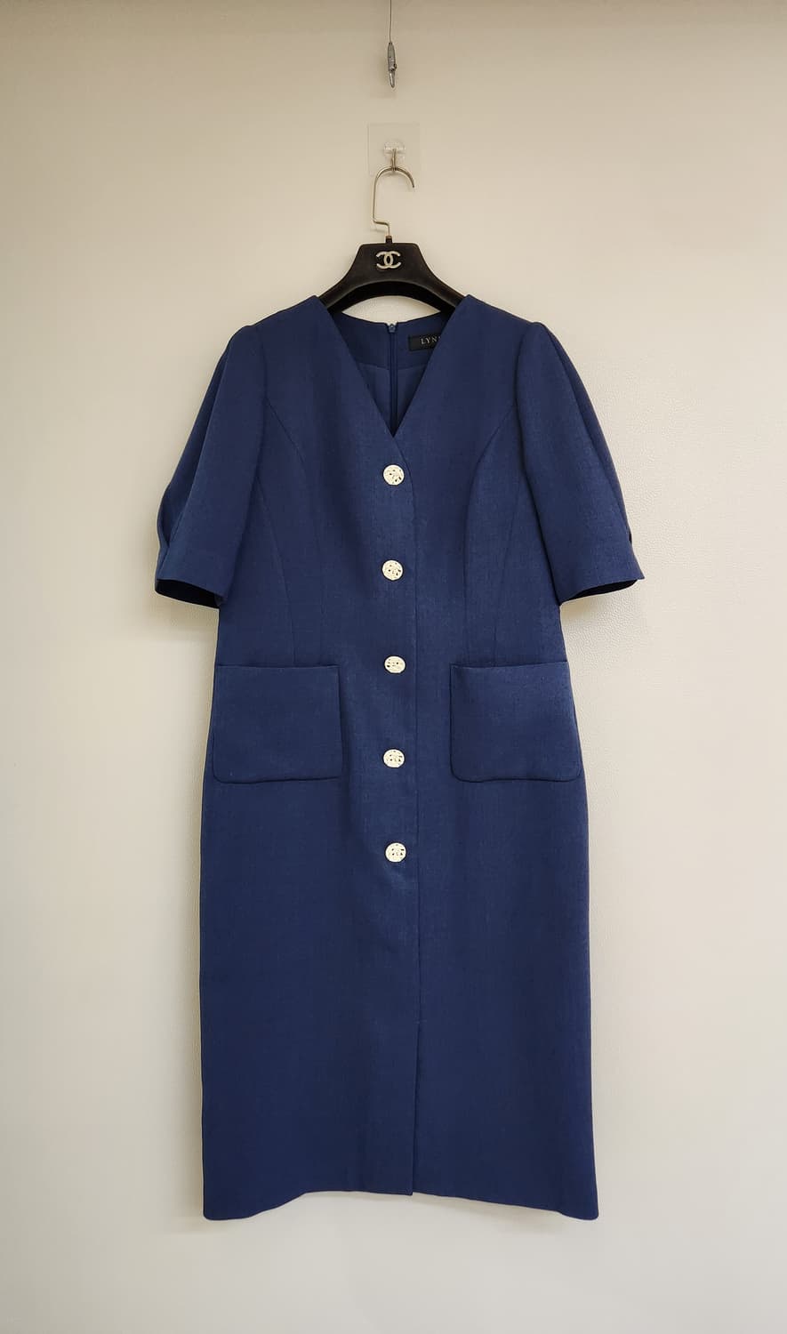 린 브이넥 포인트버튼 원피스 77사이즈 상품이미지8