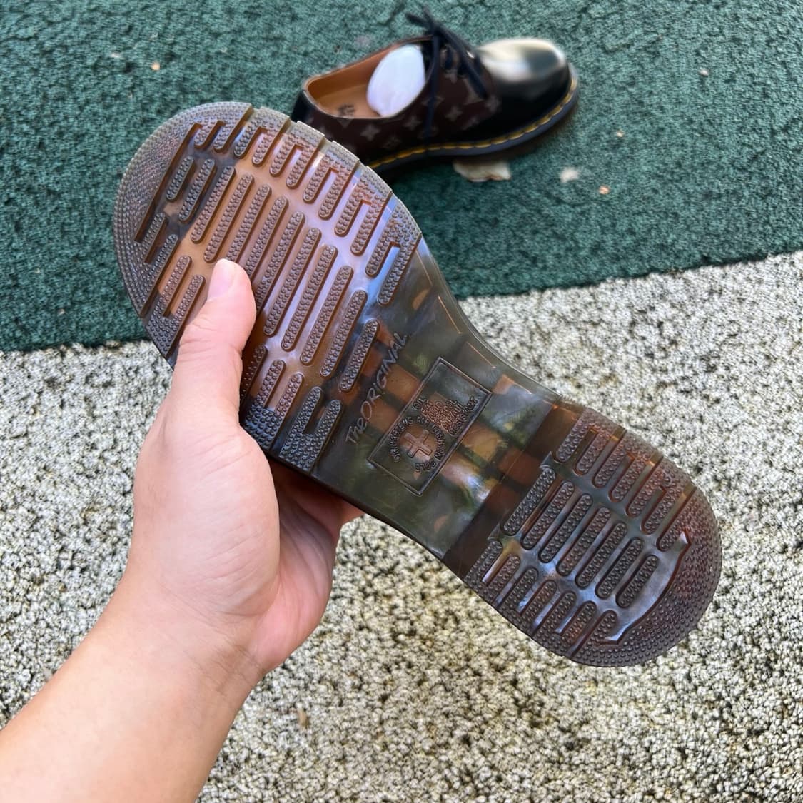 닥터 마텐스 마틴 1460 벡스 가죽 광택 미디엄 두꺼운 하단 X LV 상품이미지5