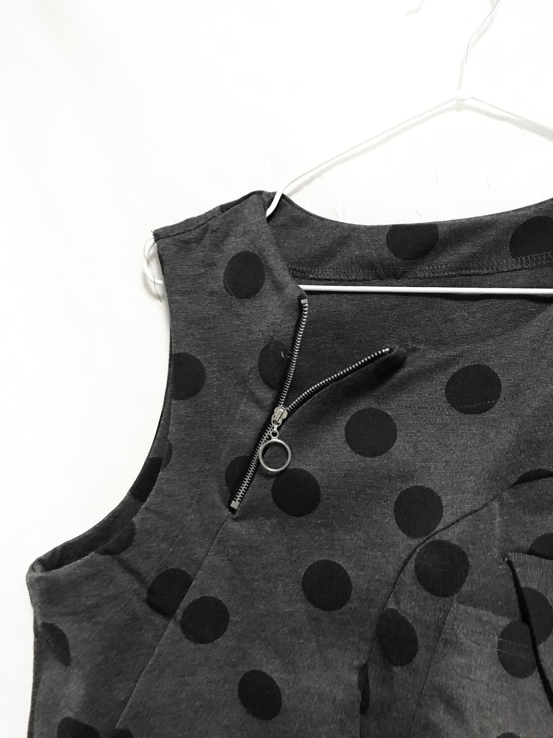 빈티지 꼼데깔 아카이브 도트 포켓 레이어드 슬리브리스 탑 상품이미지4