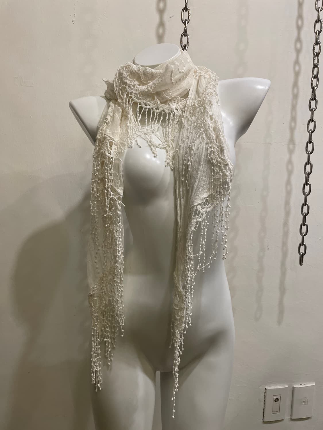 플라워 자수 레이스 수술 언발란스 화이트 스카프 모리 페어리 상품이미지1