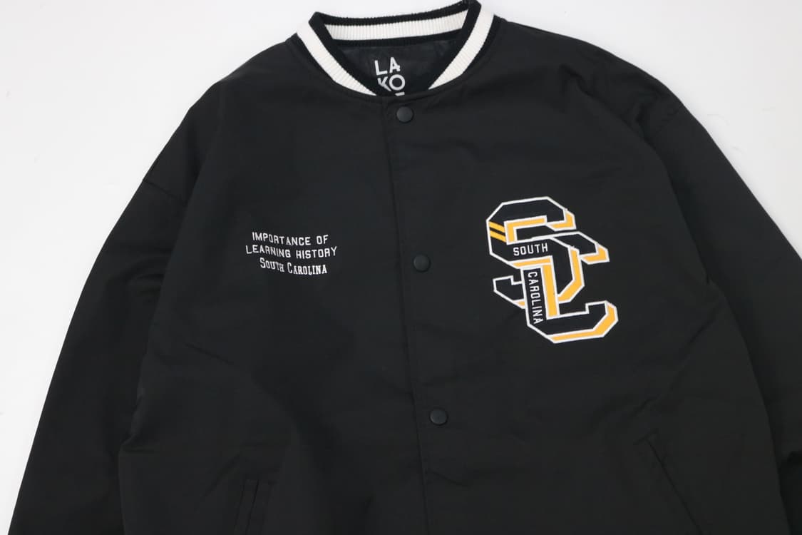 LAKOLE 라콜레 블랙 사우스 캐롤라이나 자수 바시티 자켓 M 상품이미지3