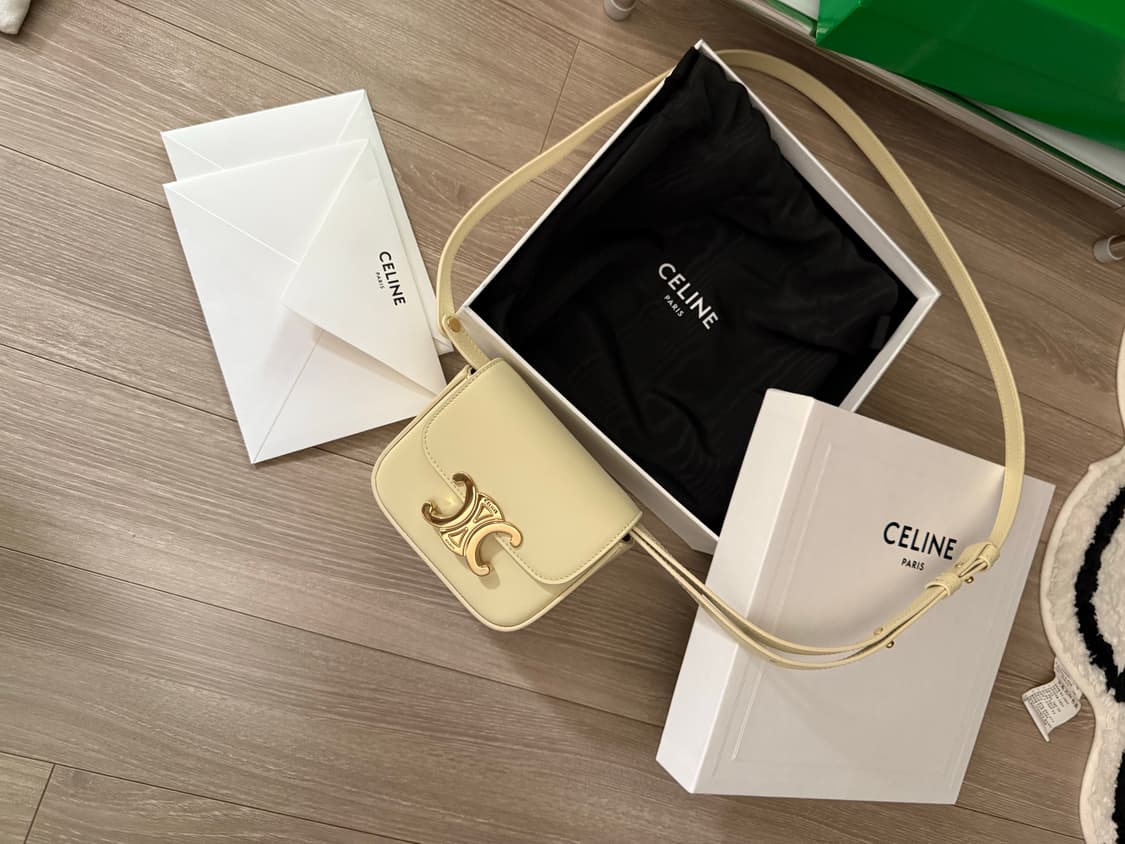 셀린느 미니클로드백 상품이미지3