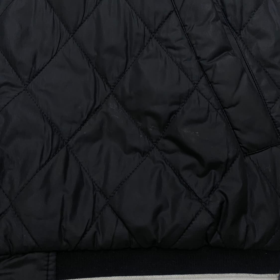 MLB 뉴욕양키즈 퀼팅자켓 S 실측 M - L  상품이미지5