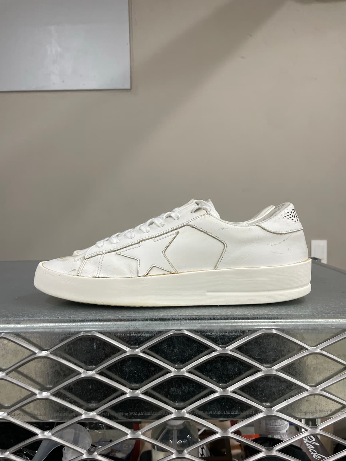 골든구스 스타단 화이트 레더 EU42 상품이미지1